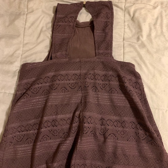 Hollister Dressy halter top - Picture 3 of 3